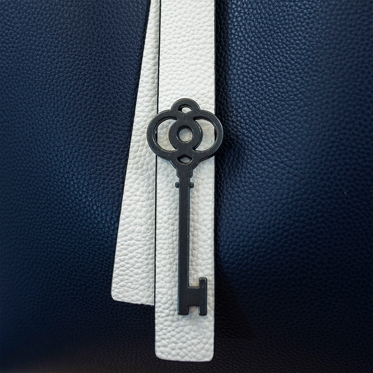 Birdie Tote - Image 5